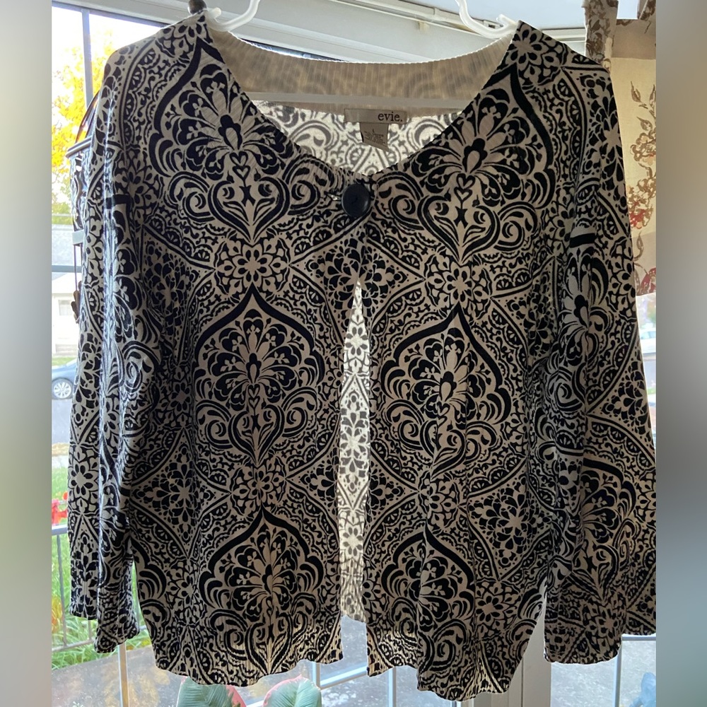 Evie Cardigan